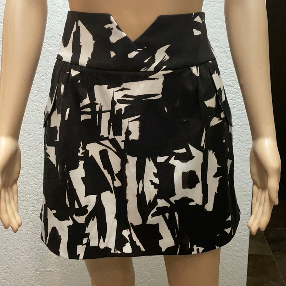 Ezra Black & Cream Print Skirt